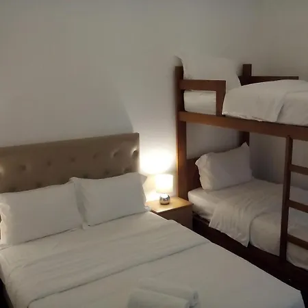 Just Hostel